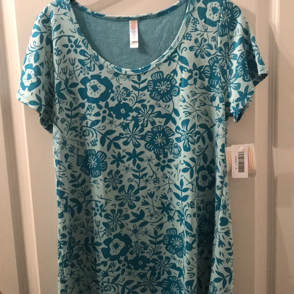 Irma Classic T—New with tags.